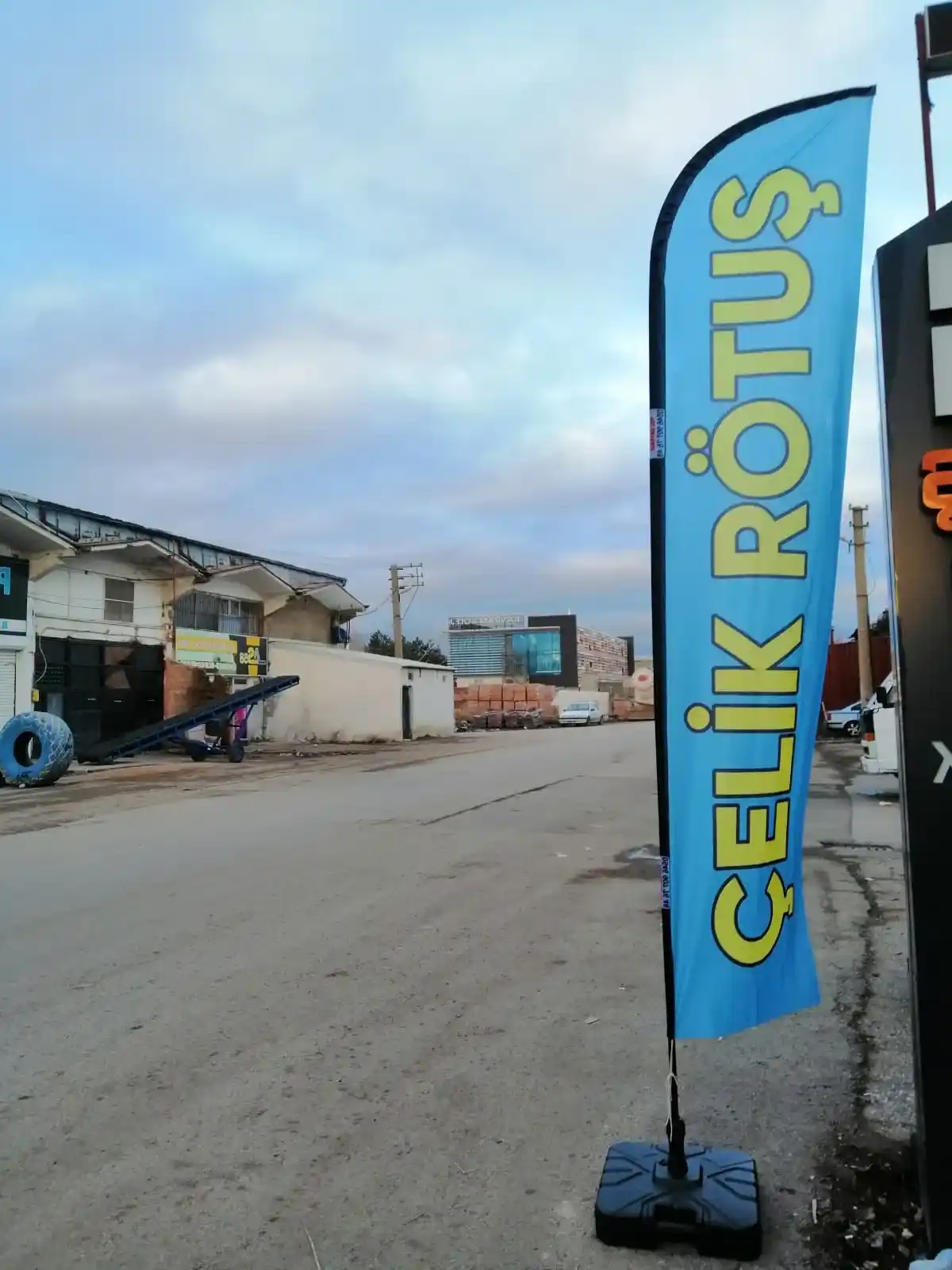 Oto Tamirci Yelken Bayrağı-29