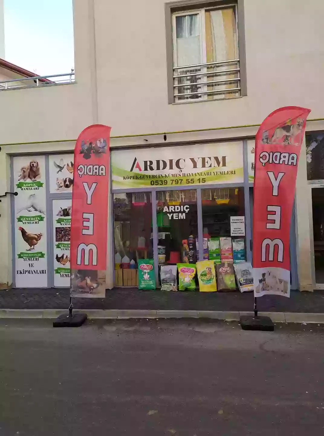 Pet Shop Yelken Bayrağı-36